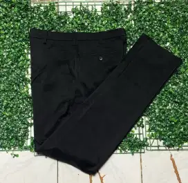 Long workpants uniqlo black size 30