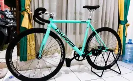 SEPEDA FIXIE FULL BIKE TSUNAMI SNM 100