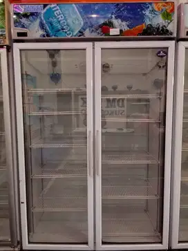 SHOWCASE 2 PINTU SANDEN MURAH