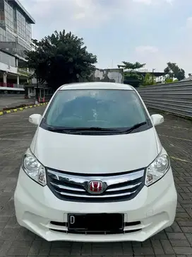 Honda Freed 2012 Bensin