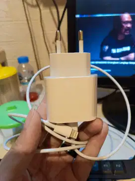 Charger Iphone 11 eks inter bisa buat ip 12 13