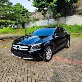 Mercedes Benz GLA 200 Urban Thn 2016 KM 33rb!
