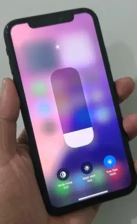 Iphone xr 64gbb hp charger