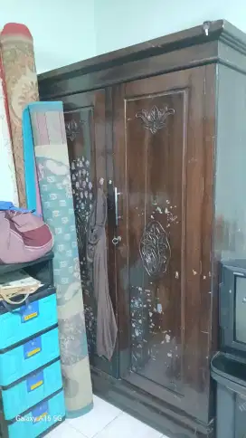 Lemari Kayi Mahoni 2 pintu No.1