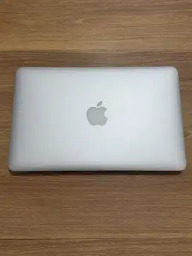 Macbook air 11 inch 2015