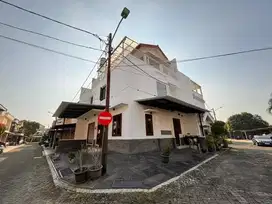 Di Jual Rumah Hook 2 Lantai Lokasi Strategis di Kelapa Gading, Jakut