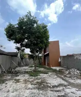 Tanah Strategis ada Bangunan di Cikambuy Hilir Katapang