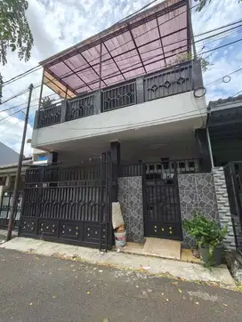 Rumah second dalam komplek di Duren Sawit Jaktim