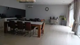 Rumah minimalis Bebas banjir Kelapa Gading kusuma lebar jalan 4 mobil