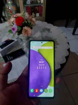 SAMSUNG GALAXY A52