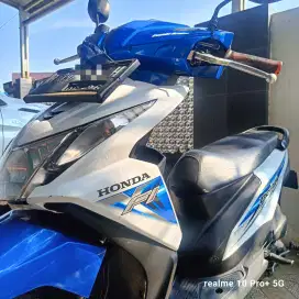 Dijual cepat Honda beat fi 2016 halus