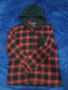 Kemeja flanel hoodie Eiger