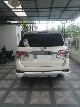 FORTUNER 2012 SOLAR ( TANGAN PERTAMA )