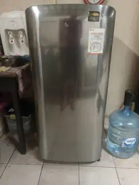 Kulkas LG satu pintu
