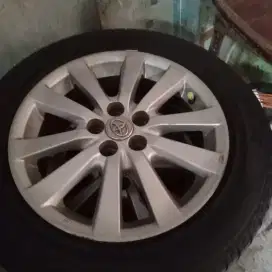 Velg original altis 2012