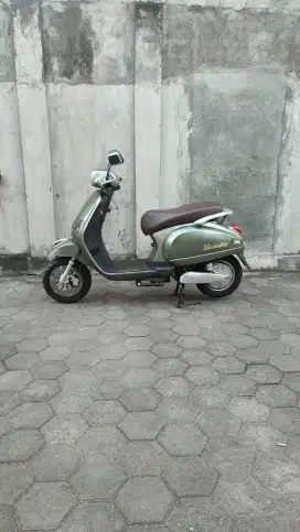 Motor listrik uwinfly 2022