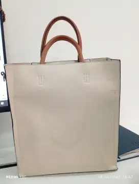 Tas Kulit Cream Brand Nano Fashion