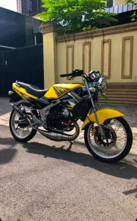 Dijual cepat kawasaki ninja tahun 2003