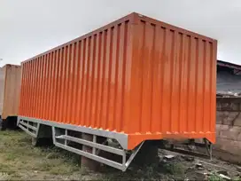 Mulus MURAH Box besi bekas engkel 4x2 Isuzu Giga hino range bok lohan
