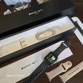 Apple Watch Series 3 Nike Edition iBox - 42mm | Bekas | Second | 2nd