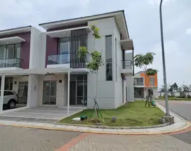 Bisa kpr Dijual rumah hoek pik2 3 kamar ukuran 8x15