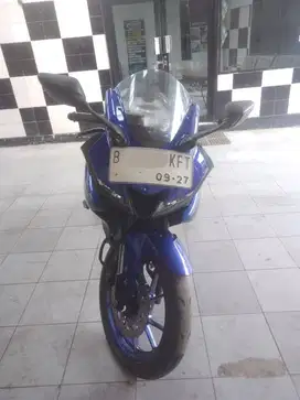 YAMAHA RZF R15 V3