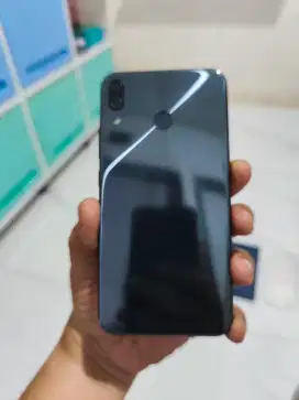 Jual ASUS Zenfone 5Z – HP Flagship Murah Meriah!