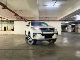 Toyota fortuner 2.4 vrz diesel at non trd nik 2019 low odo 50 ribuan