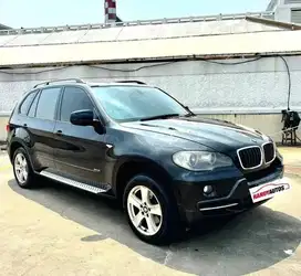 BMW X5 Tahun 2008 Automatic Hitam Metalik 7 Seater