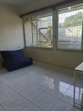 Disewakan ruang usaha di raya Kelapa Gading