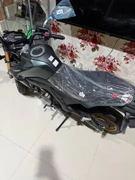 Kawasaki Z125 PRO SE hijau 2024