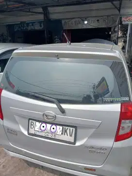 Dijual daihatsu sigra tipe M/manual