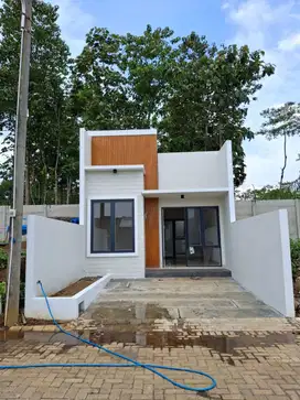 RUMAH BARU SELANGKAH TOL MALANG SAWOJAJAR