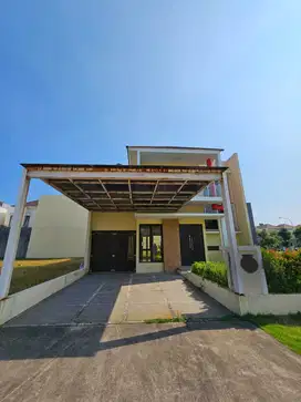Rumah 2 lantai dekat Taman dan Satpam di dalam Cluster Harapan Indah 2