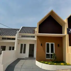 Tanpa Tunggu lama, Rumah Siap Huni dekat stasiun KRL bojong ge