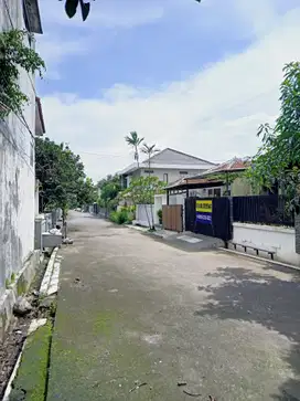 BANTING HARGA JUAL KEPEPET JL TENNIS, PRIVATE POOL, MURAH, BUTUH CEPAT