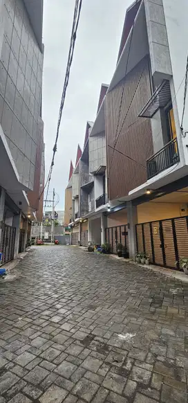 Kos elite siguragura merjosari sangat dekat kampus UB Brawijaya UNMUH
