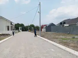 Rumah Cantik Siap Huni Harga Ekonomis Legalitas Aman 5 Menit Jl.Solo