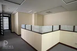 SEWA RUANG KANTOR WISMA AMEX MELAWAI SEMI FURNISH LUAS 150 SQM