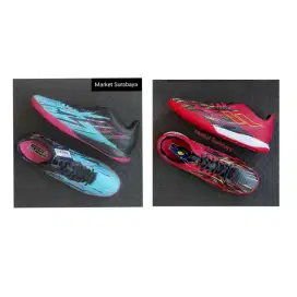Sepatu Futsal Mills  white , blue , grey