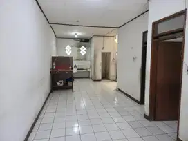 Dijual Rumah Cantik & Nyaman Taman.Kopo Indah 2