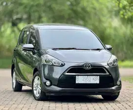 DP 5jt! Km 60rb! Toyota Sienta G Matic 2017 Antik Spt Baru!!