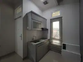 Di Jual Rumah Baru di Pisangan dekat stasiun Jatinegara