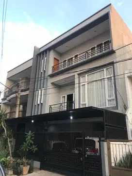 Dijual Sunter Pratama 3 lantai Siap Huni - Jakarta Utara