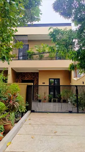 Rumah dalam komplek besar di Lebak Bulus Jaksel