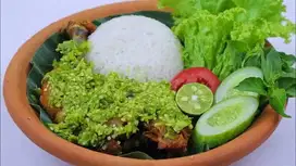 JURU MASAK SEBLAK PRASMANAN & AYAM PENYET CABE IJO