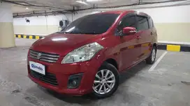 DP Rendah  6JT Suzuki Ertiga 1.4 GL Bensin-AT 2013 Merah