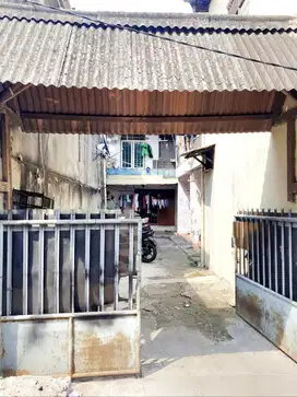 Dijual: Rumah Kontrakan 10 Pintu di Jelambar