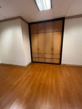 DISEWAKAN OFFICE SPACE MENARA SUDIRMAN UK 218M2 HARGA TERMURAH