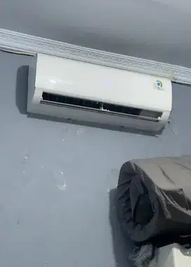 Ac midea 1 PK baru 7 bulan